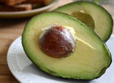 avocado, a popular keto food
